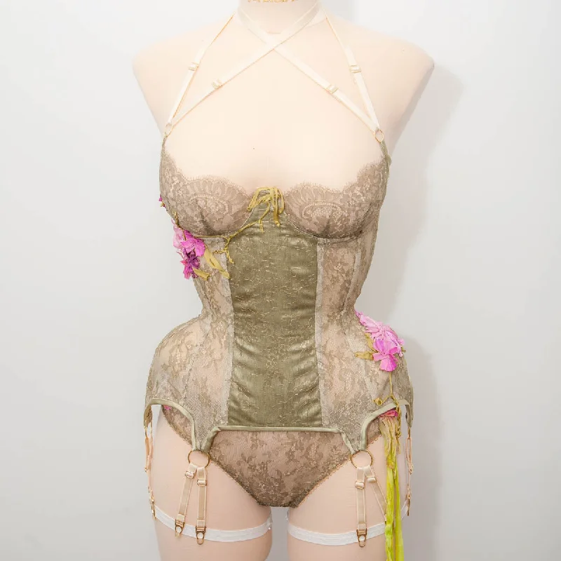 SAMPLE 'Botanisk' Ribbon Embroidered Metallic Lace & Bobbinet Cupped Corset With Knickers - 20" Waist, 30C/30D/32B/32C Cup, UK 10 Briefs